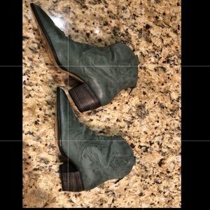 Free People Women’s Green Ankle Boots NWOB